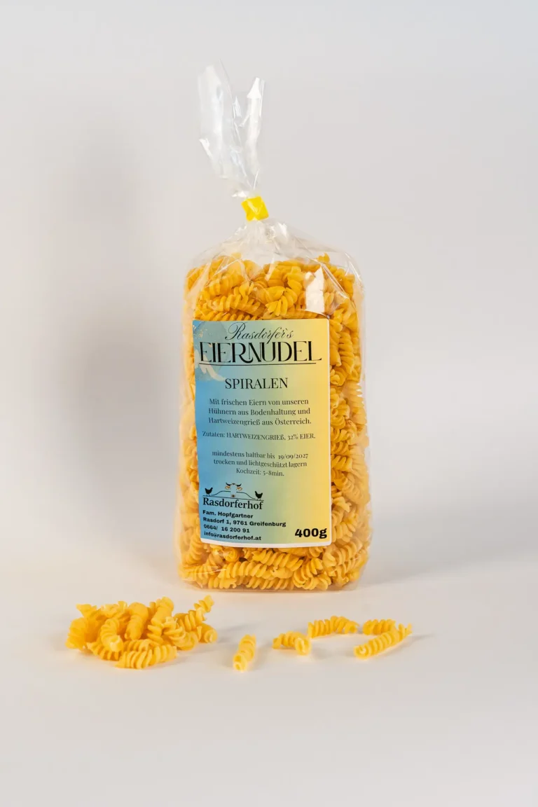 Spiralnudeln kaufen | Hausgemachte Spiralennudeln vom Rasdorferhof im Kärntner Drautal. Sorgfältig hergestellt mit frischen Eiern und bestem Hartweizengrieß aus Österreich.