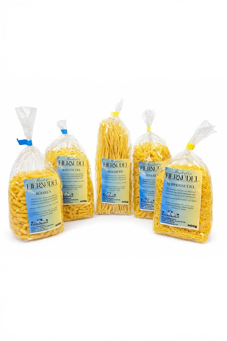 Fünf Sorten Rasdorfer’s Hausgemachte Eiernudel in 400g Packungen – Bandnudeln, Spaghetti, Spiralnudeln, Suppennudeln und Röhrennudeln – hergestellt mit frischen Eiern vom eigenen Hof in Kärnten.